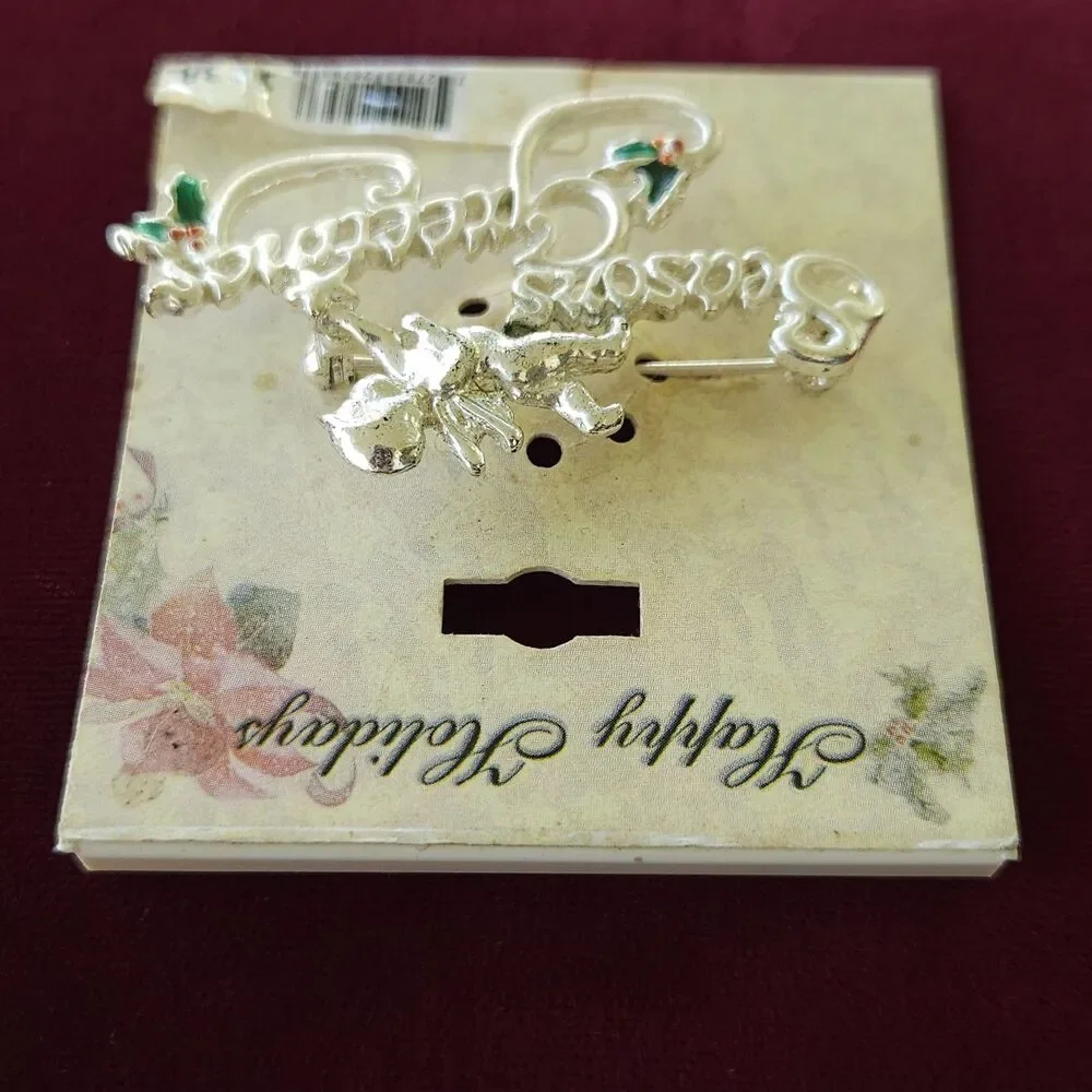 Vintage Walmart Season’s Greetings Christmas Brooch Pin Silver Tone NOS NOC